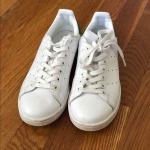 White Adidas Stan Smiths, size 7